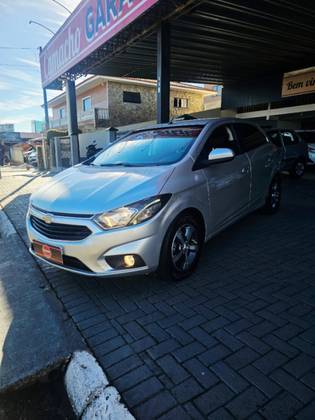 CHEVROLET ONIX 1.4 MPFI LTZ 8V FLEX 4P AUTOMÁTICO CHEVROLET ONIX 1.4 MPFI LTZ 8V FLEX 4P AUTOMÁTICO